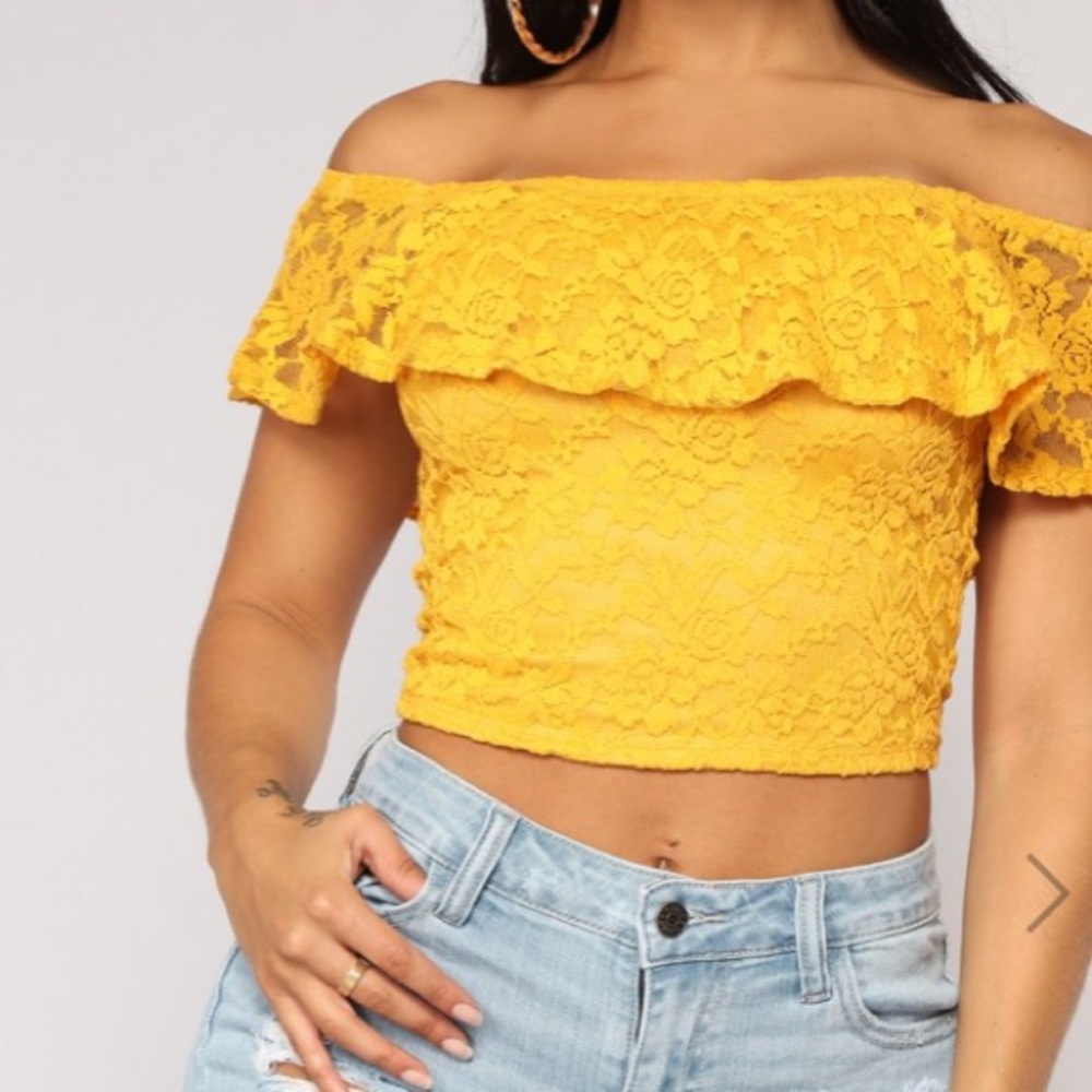 Fashion Nova off shoulder lace top (medium)